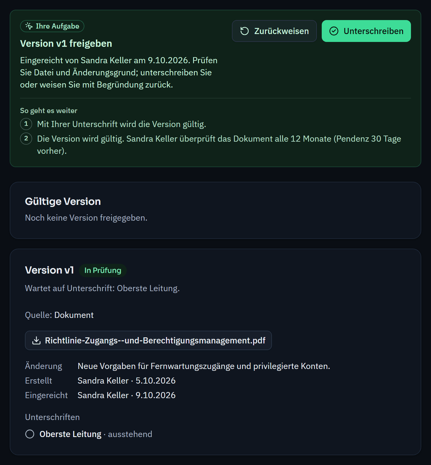 View of top management: notice “Approve version v1” with sign or reject, below it the submitted version with the reason for the change and the pending signature.